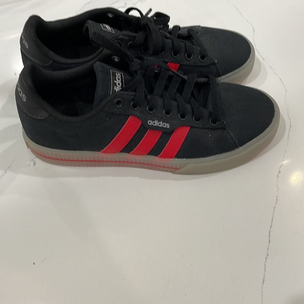 Brand new big kids adidas sneakers size 6- navy/red